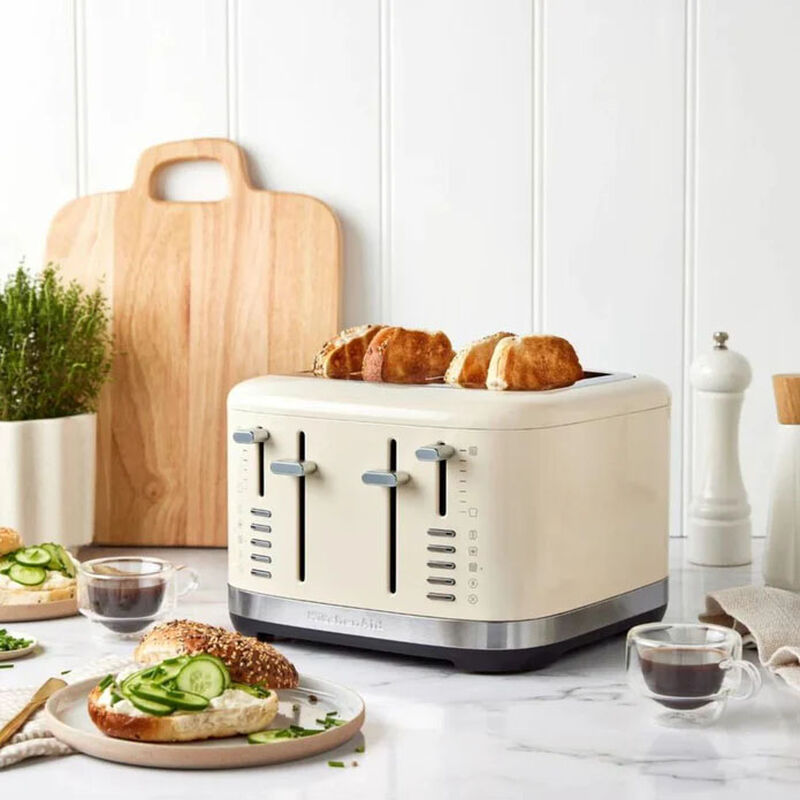 Kitchenaid 4 Slice Toaster - Almond Cream image number 3